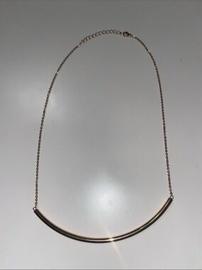 Minimalist Rose Gold Curved Bar Necklace - Women Jewelry